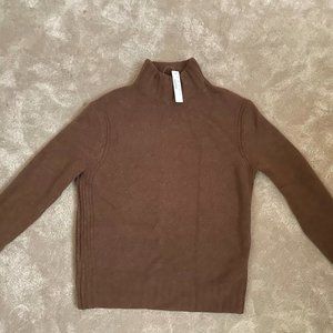 NWT Mockneck Sweater in Supersoft Yarn